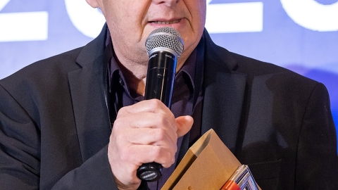 G 24.2 -82.jpg