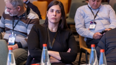 G 25.2 -109.jpg