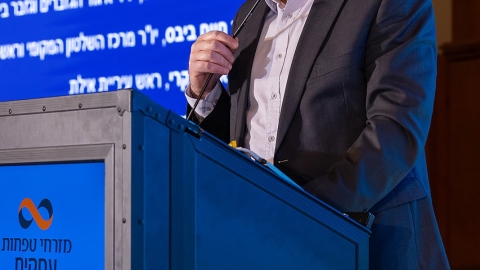 G 25.2 -322.jpg