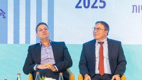 G 25.2 -307.jpg